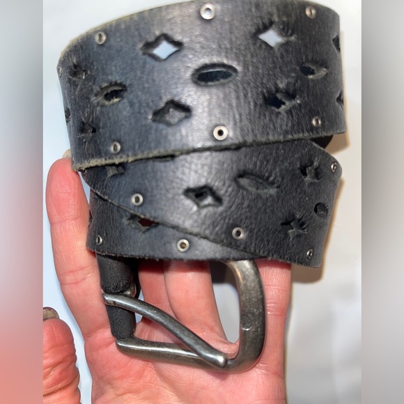 BASS Black LEATHER Cut Outs 1.5” Belt Silver SQUARE Buckle 39” Long medium boho - Picture 3 of 15